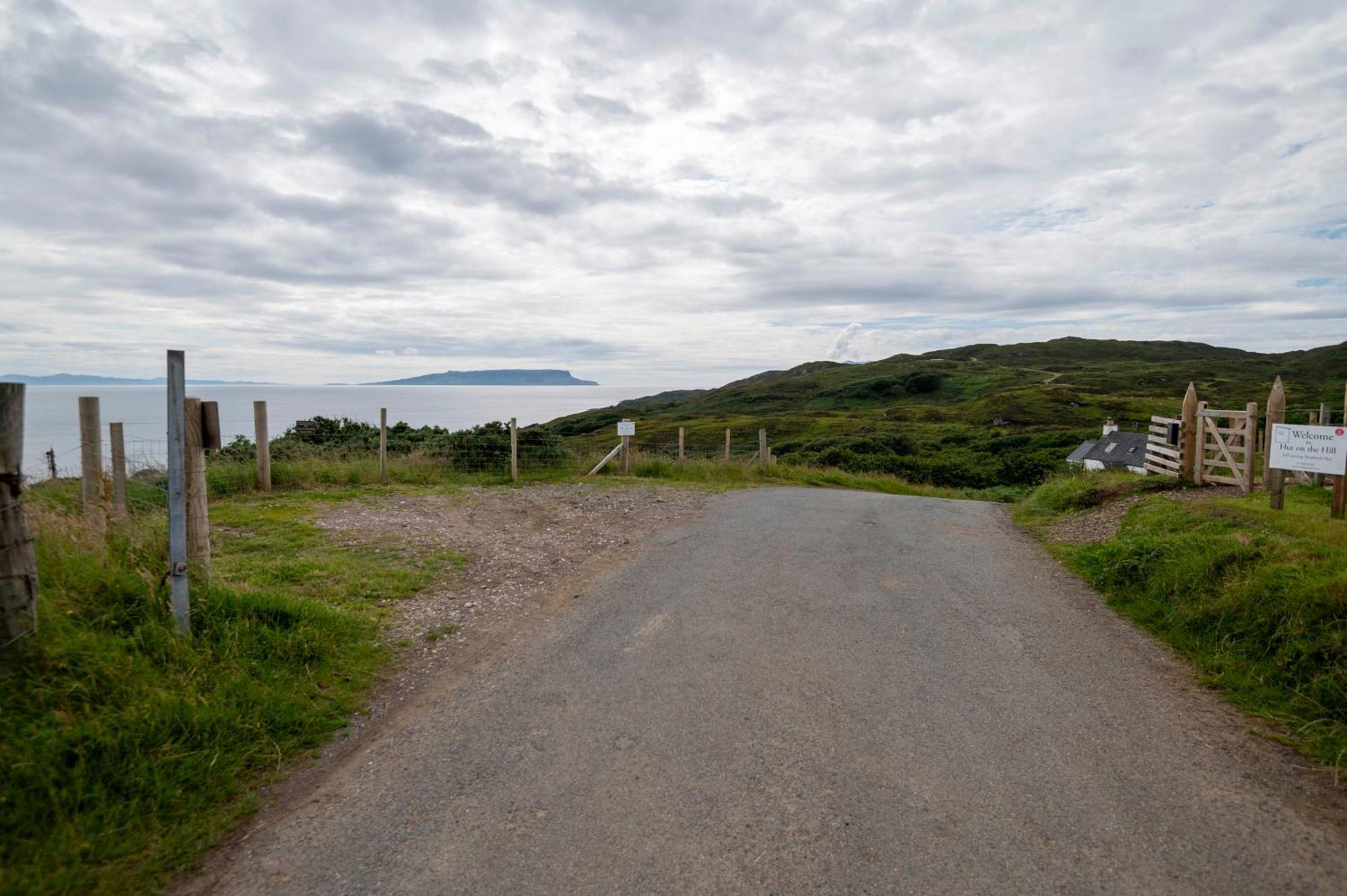 Villa Hut On The Hill à Aird of Sleat Extérieur photo